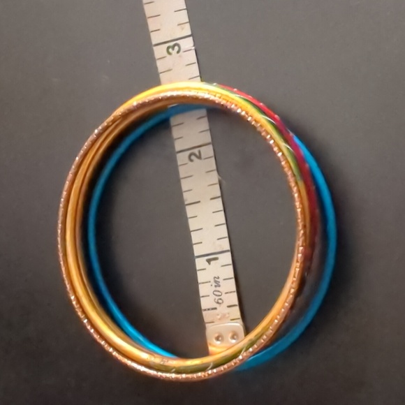 Bundle of Bangles - Picture 8 of 8